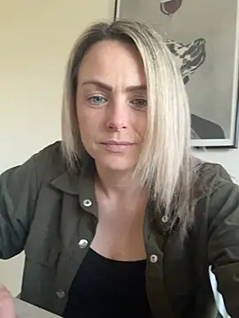 LouiseLovesFun Live XXX Chat