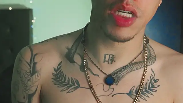 AlphaMasterXxx's Live XXX Chat