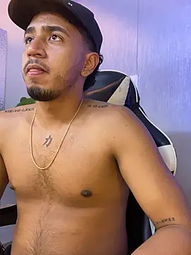 Brand_Collins' Live XXX Chat