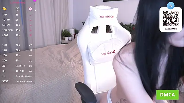 bombaleylo Adlı Modelin Canlı XXX Sohbeti