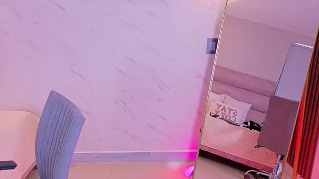 Chat XXX ao vivo de MiiaCullens