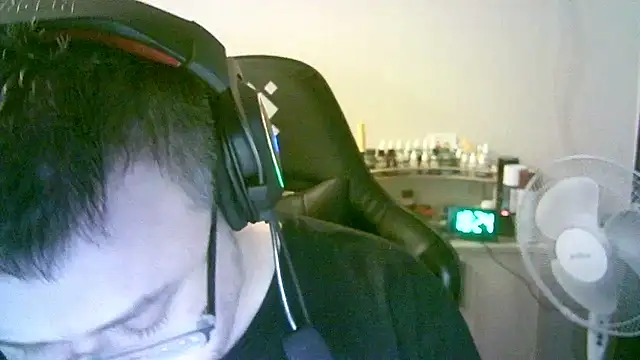 SirAbuser live XXX chat