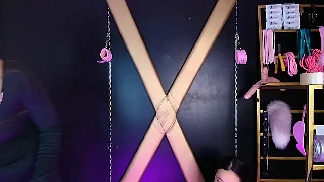 Онлайн чат XXX Morgana_N_Aithana