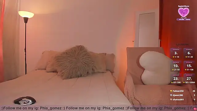 whitneyhot Chat XXX live