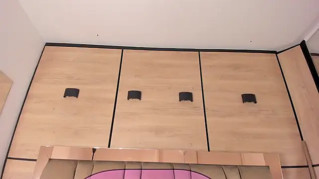 karol_lewiss Chat XXX in diretta