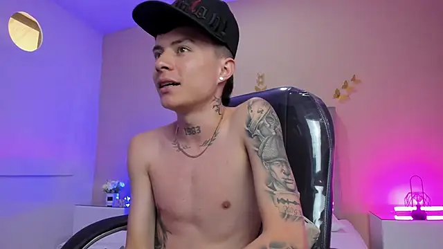 Nascary_Fox's Live XXX Chat