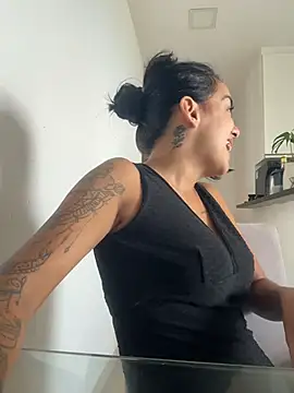 แชท XXX สดของ Srta_Jhenny