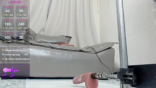 fox-yiyi 在線直播表演