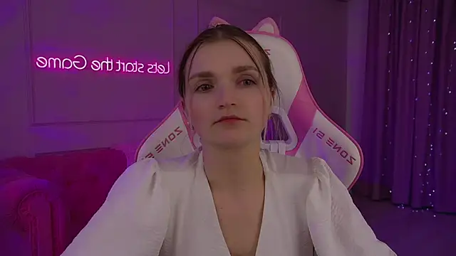 AnnyRaiiのライブXXXチャット