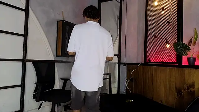 AlanCutee – Naživo XXX chat