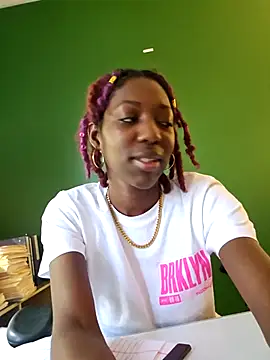 Chat +18 de oliviaprettypussy ao vivo