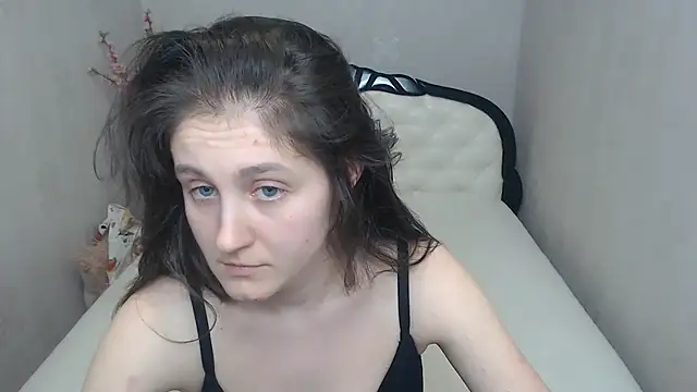 Holliy_Cooper – Naživo XXX chat