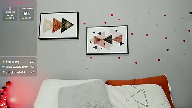 PauleteW10's Live XXX Chat