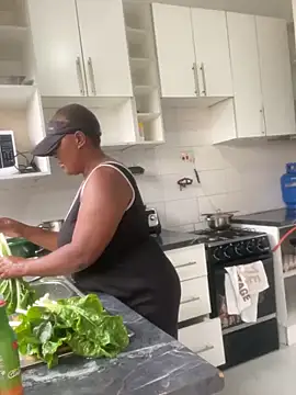 Cardiebae89 live XXX chat