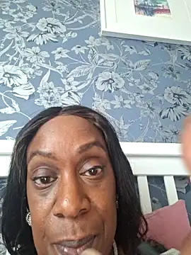 Chat +18 de Ebony-SultryX ao vivo