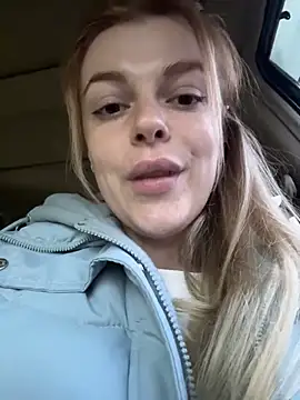 HarrietDart Adlı Modelin Canlı XXX Sohbeti