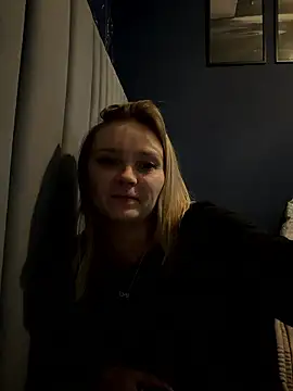 Sky25x 现场XXX聊天