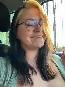 Chatroom XXX en direct de LisaNimmersatt