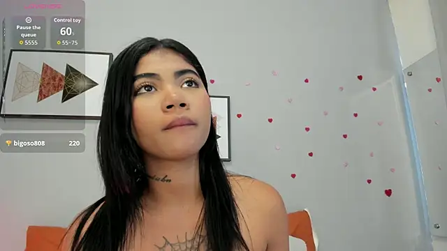 PauleteW10 Chat XXX live