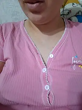 Emi_hot1 Chat XXX in diretta