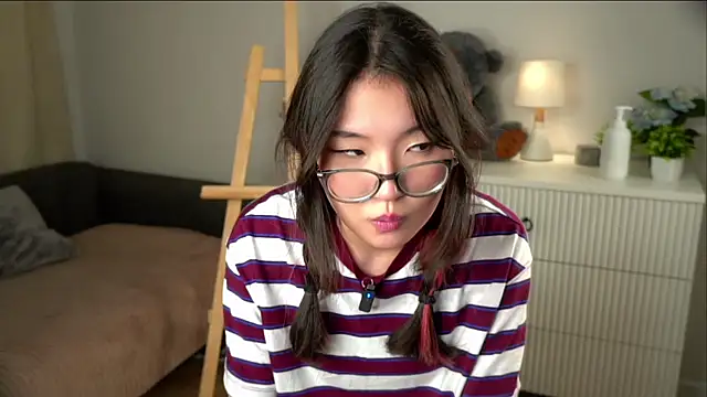 NelleMihalko's Live XXX Chat