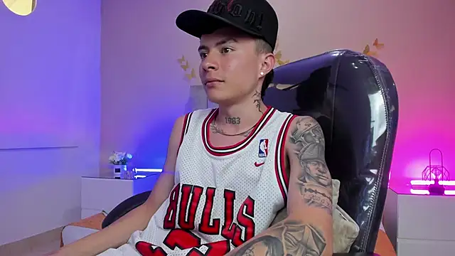 Nascary_Fox 现场XXX聊天