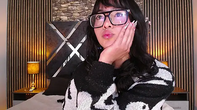 Amy_channel Adlı Modelin Canlı XXX Sohbeti