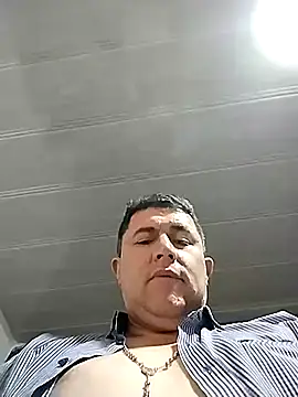 Živý XXX chat BigCristh79