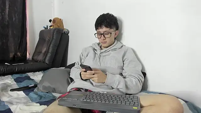 Sembang XXX Secara Langsung troy_rouge