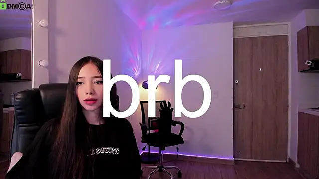 Mikeyvioleta_ Live XXX-chat