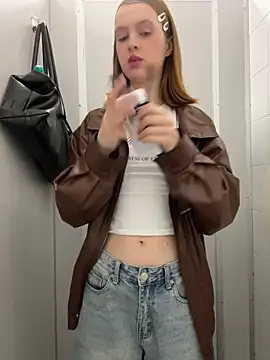 XXX chat uživo modela hani_obsessed