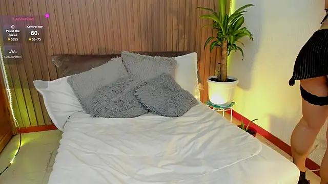 XXX chat uživo modela IndieMiller