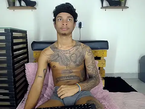 Sembang XXX Secara Langsung Tatoo_Noah