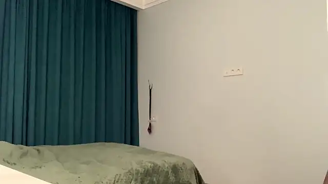 TonaHudman's Live XXX Chat