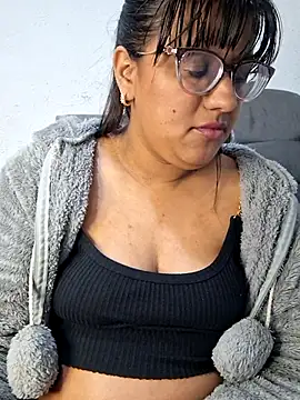 ZaidaWet live XXX chat