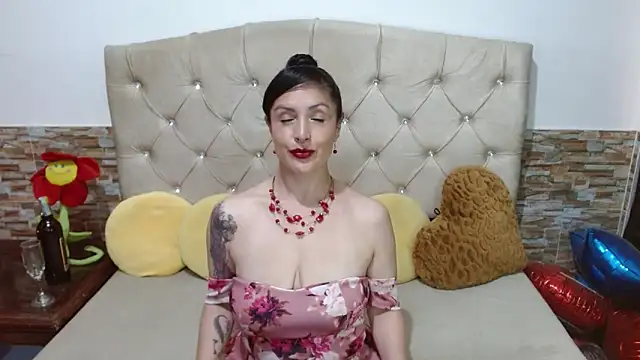 Adafield_ Live XXX-Chat