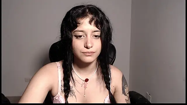 lizzy-c-e-e Chat XXX in diretta