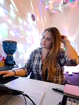 Juicy_PeachLux's Live XXX Chat