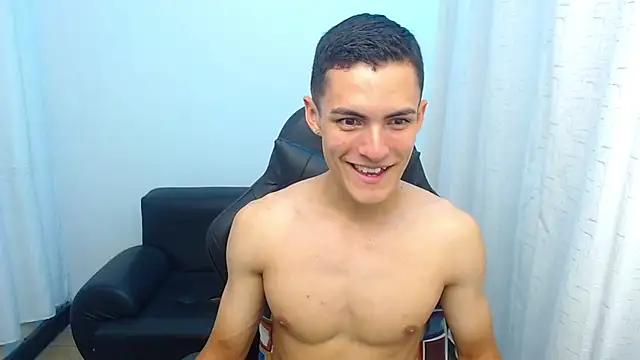 Matiius18 Chat XXX in diretta