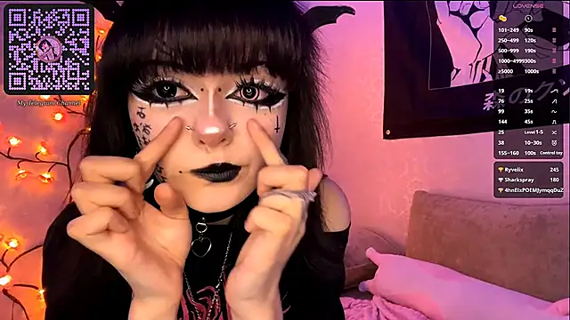 SmilingPatent's Live XXX Chat