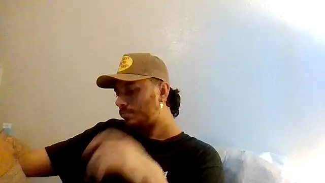 Онлайн чат XXX TallHungandCloudy69