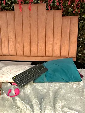 แชท XXX สดของ MiaJanss