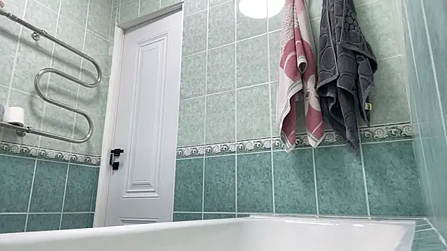 LunariaGlow's Webcam Show