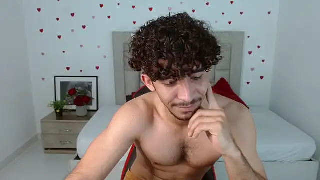 Caius_fox Chat XXX live