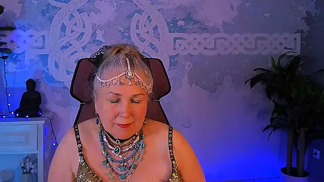 Онлайн чат XXX LilaMaharani