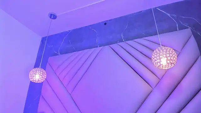 Ibbie_drastic লাইভ XXX চ্যাট