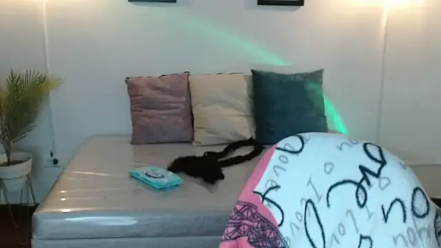 Juliana__lx লাইভ XXX চ্যাট