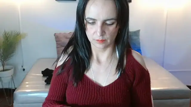 แชท XXX สดของ Juliana__lx