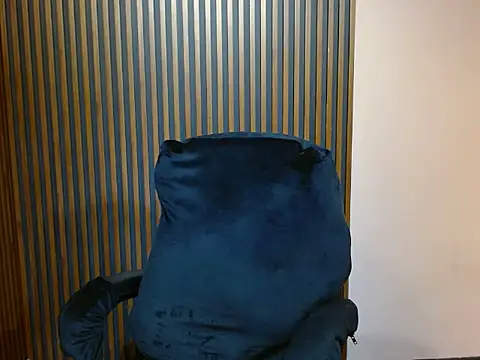 Chat XXX ao vivo de desk__desire