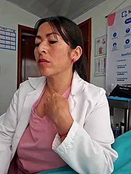 JustSamantha_: διαδικτυακό σόου στην κάμερα